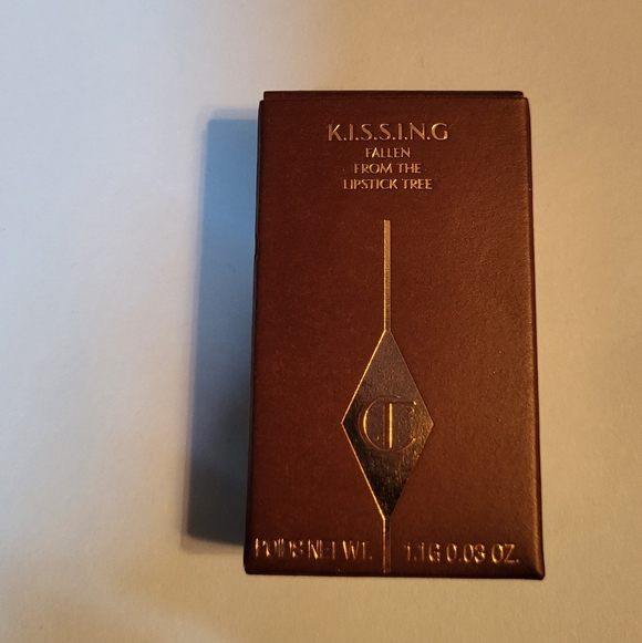 Charlotte Tilbury Kissing Fallen From The Lipstick Tree: 90's Pink, Mini, NIB - Picture 4 of 5